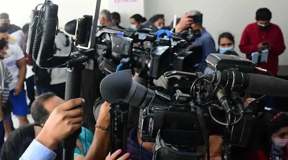 #BOLIVIA PERIODISTAS DE BOLIVIA DENUNCIAN QUE PROYECTO DE LEY PRETENDE “INSTAURAR MECANISMOS DE CONTROL Y CENSURA ENCUBIERTA”