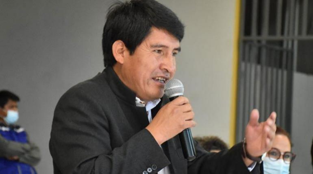 “No hubo forcejeo, Condori fue empujado”, afirma familia del Gobernador
