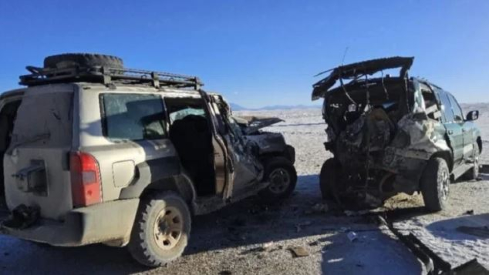 Reportan accidente en el Salar de Uyuni – Potosí, tres turistas resultaron heridos