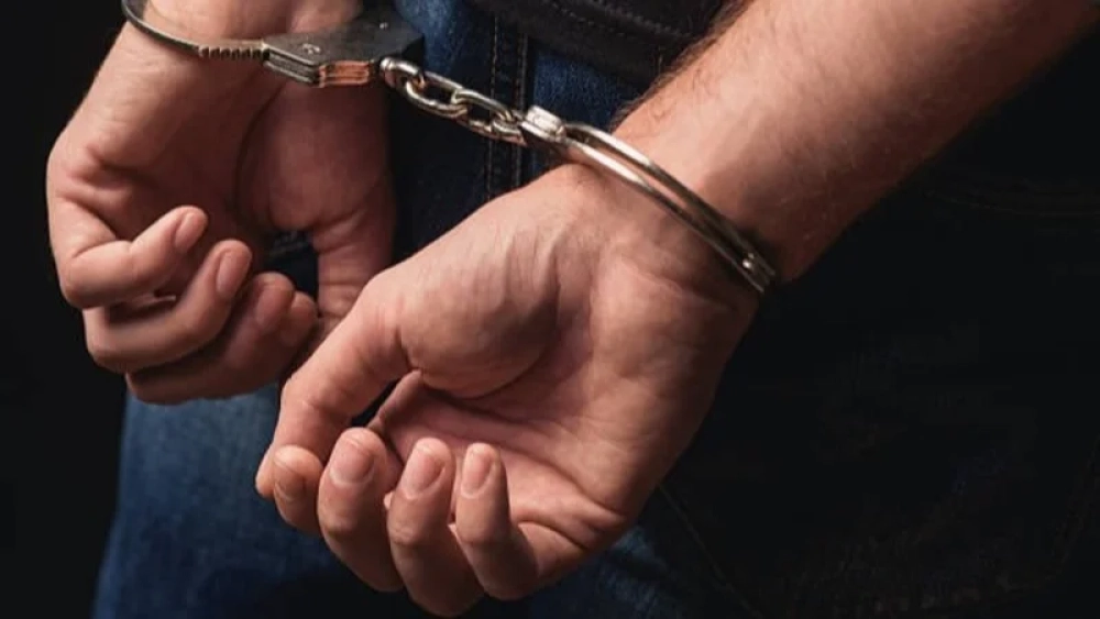 Un hombre intentó quitar la vida a su pareja y su hijo de dos años