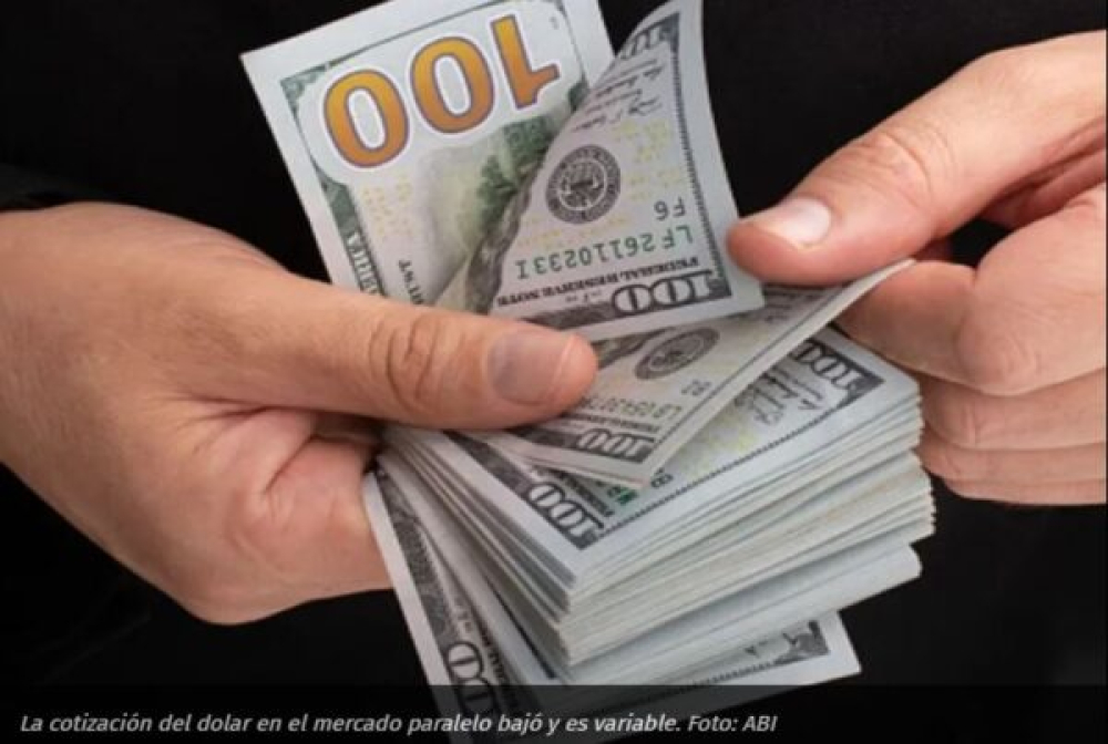 El dólar baja hasta 16,41 bolivianos en el mercado paralelo y el USDT llega a 16,42