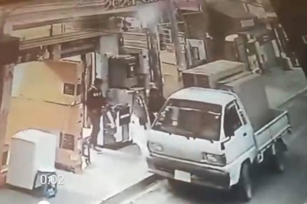 Estafa: Aprehenden en La Paz a sujeto que compró televisores con cheque sin fondos en Oruro