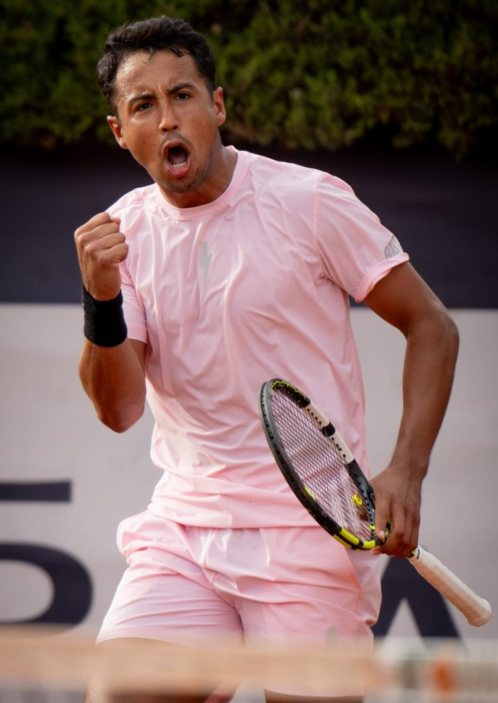 Hugo Dellien protagoniza un gran partido y avanza a la tercera ronda del Masters 1000 de Roma
