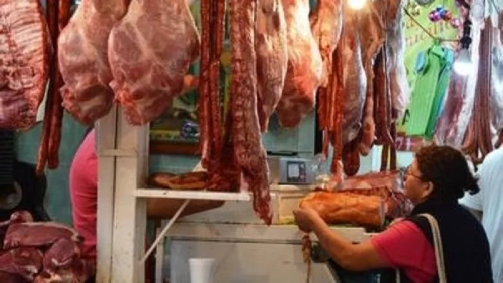 “Comer carne es un lujo”, Amas de casa ya no pueden comprar carne de res ni de pollo