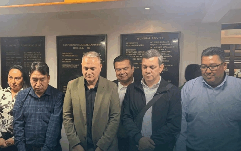 Fernando Costa presenta su plancha y va por la reelección en la FBF